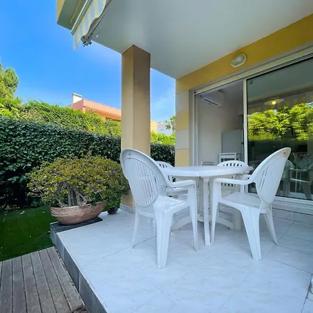 Superb With Garden Near The Sea * Fréjus